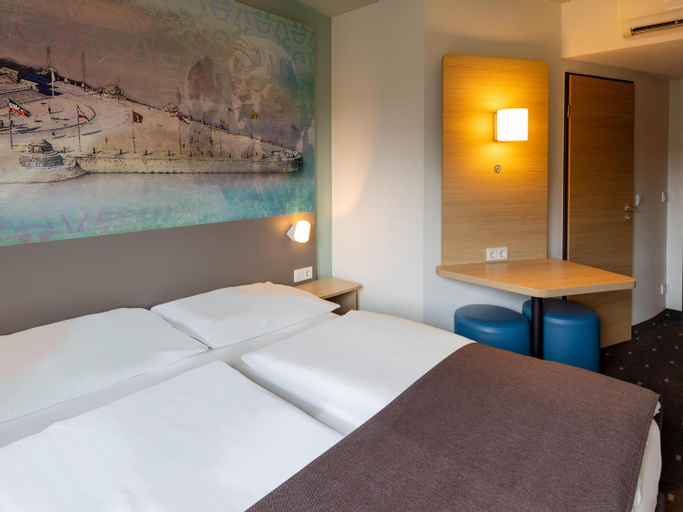 Bedroom 5