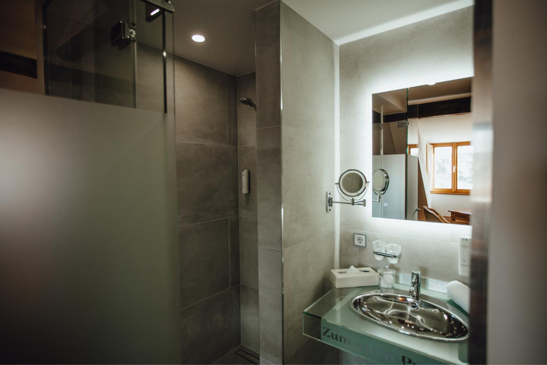 Bathroom 7
