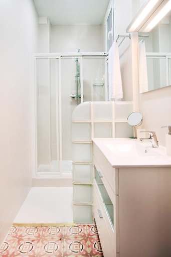 Bathroom 2, Casa Valeta, Barcelona
