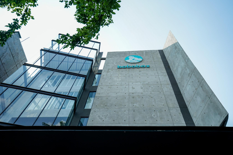 Exterior 4