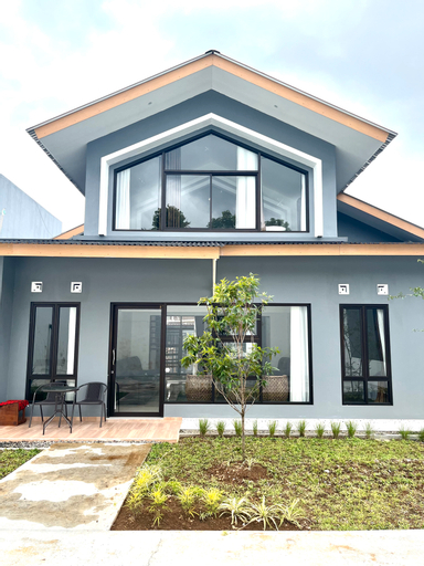 Exterior 16