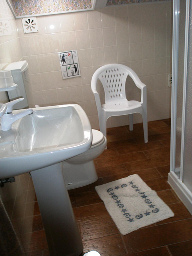 Bathroom 3, Alojamento Local Ceu-Azul, Porto de Mós