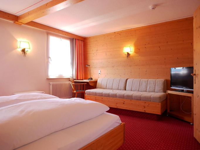 Bedroom 4, Gasthof Lowen, Breisgau-Hochschwarzwald