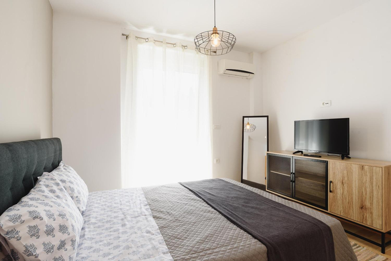 Bedroom 2, Mandraki City Center Apartments, South Aegean