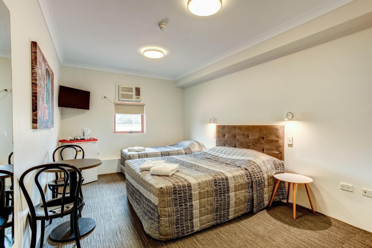 Bedroom 6