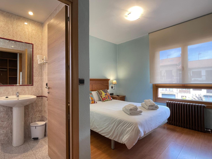 Others 2, Hostal Torreblanca, Soria