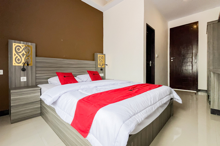 RedDoorz Syariah @ Homestay Haji Soma Makale
