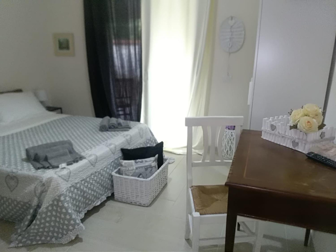 Others 3, B&B L'ulivo, Salerno