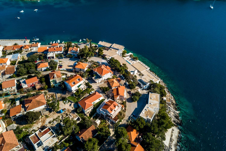 Others 4, Gold & Silver Apartments, Blato