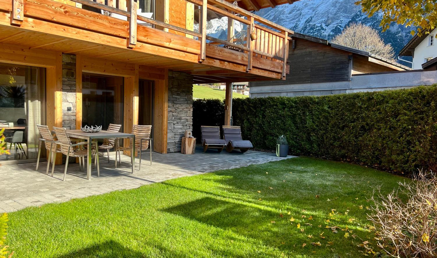Chalet CARVE - Apartments EIGER, MOENCH and JUNGFRAU, Interlaken