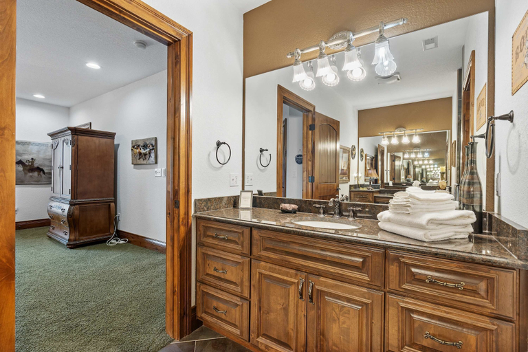 Bathroom 4, The Bunkhouse at Rock Canyon, Taney
