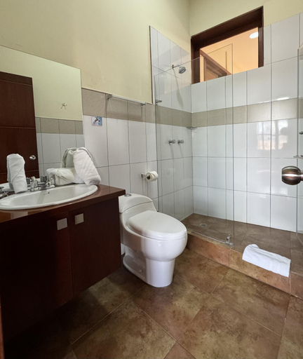 Bathroom 3, Flore Hotel Boutique Cuenca, Cuenca
