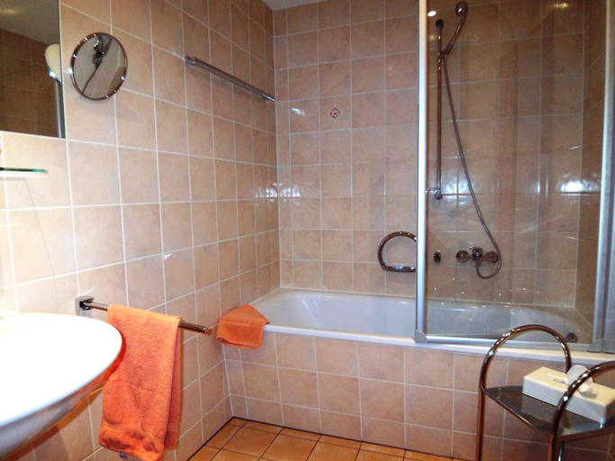 Bathroom 5