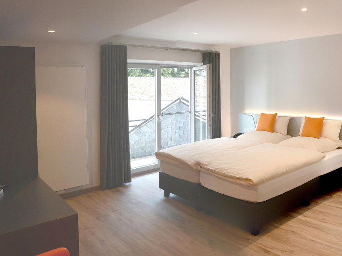 Bedroom 9