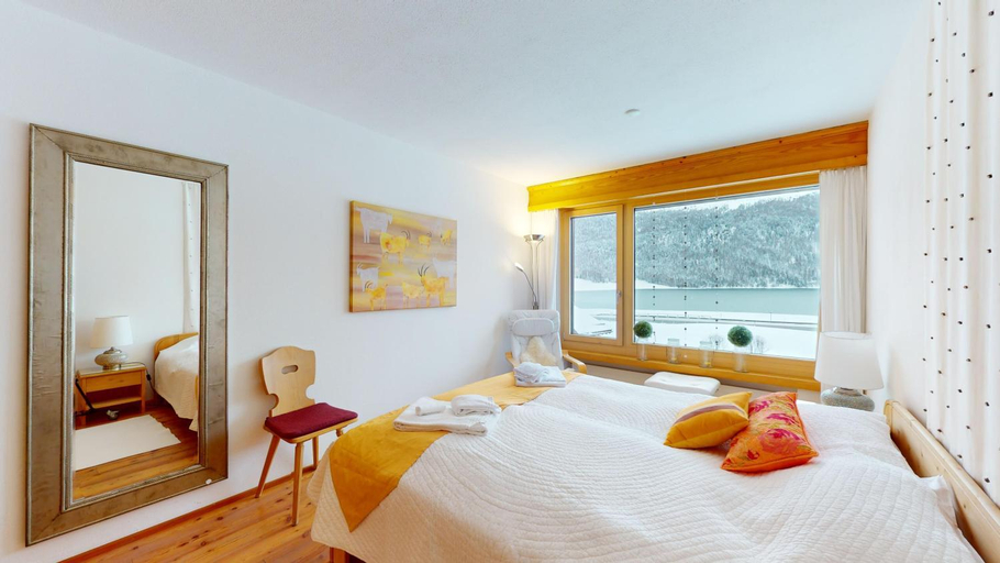 Bedroom 2, Muntagnarda 18, Maloja