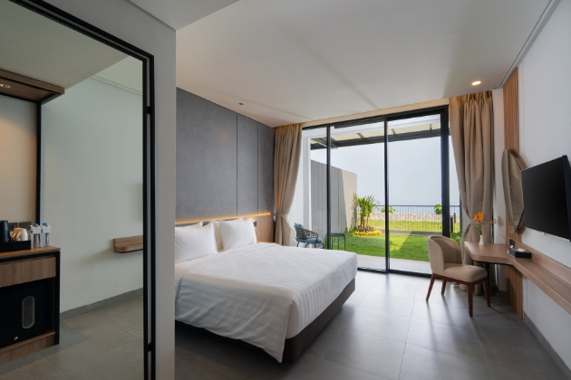 Laska Hotel Resort Ciletuh - Tap to explore photos