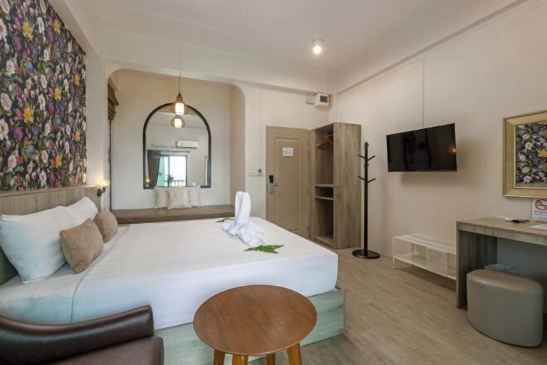 Bedroom 5