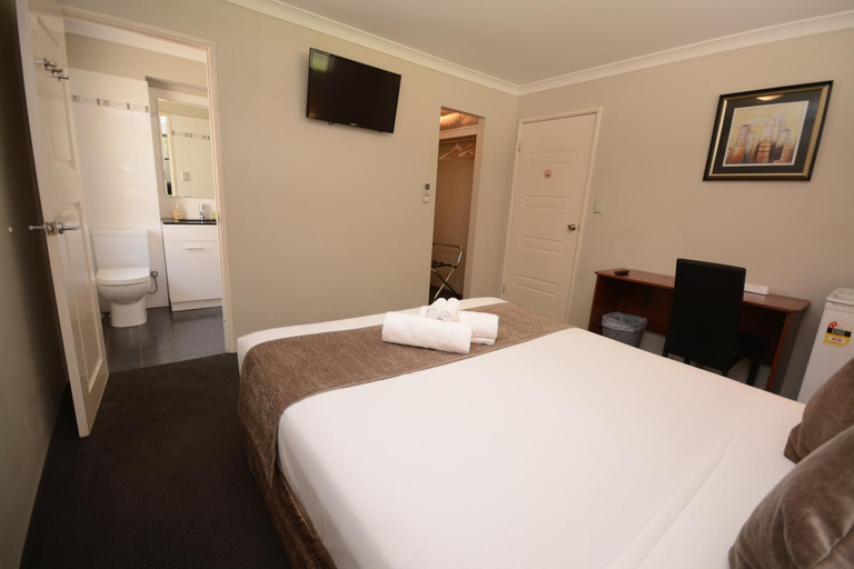 Bedroom 8
