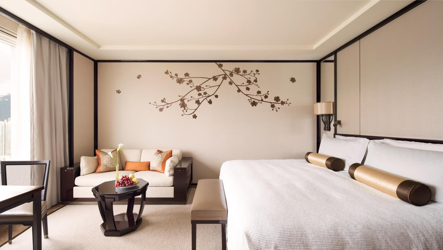 Bedroom 13