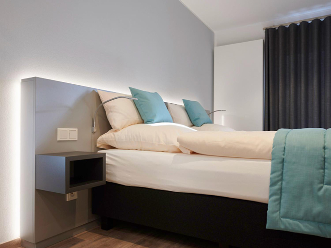 Bedroom 12
