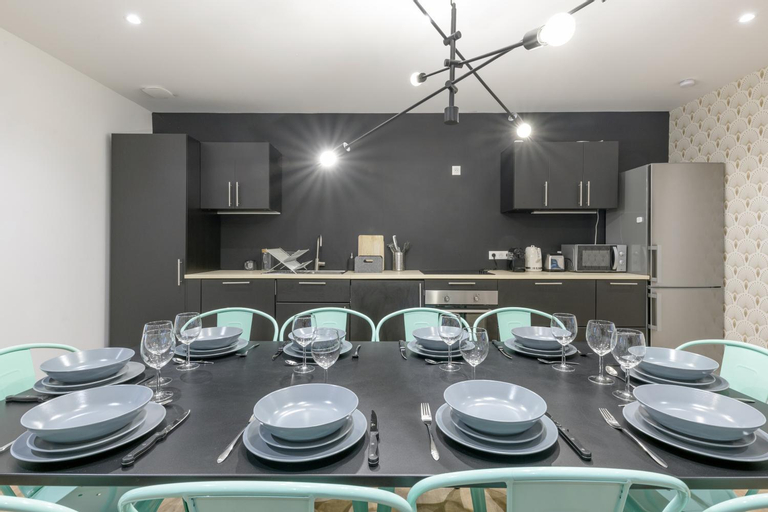 Dining Room 9