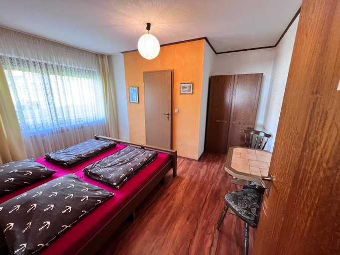 Bedroom 16