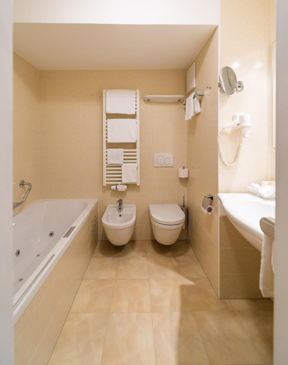 Bathroom 4, AppartChalet LA RONDULA - 100m from Seceda, Bolzano
