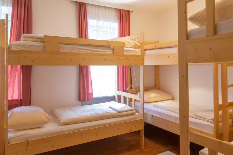Others 2, Hotel & Hostel Sandwirt, Gmunden
