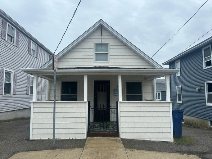 Nautical Beach Properties, Rockingham