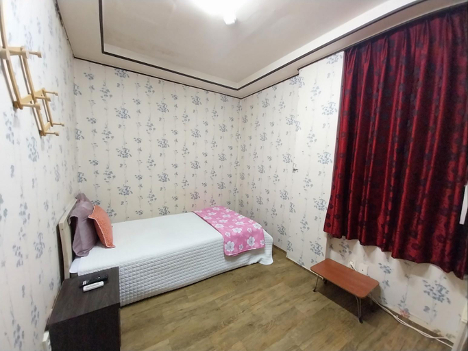 Bedroom 2, Geoje Geumgangjang (formerly Taehwajang), Geoje