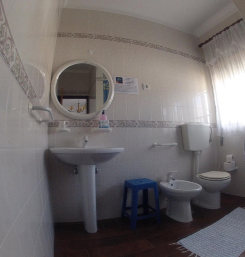 Bedroom 4, Alojamento Local Ceu-Azul, Porto de Mós