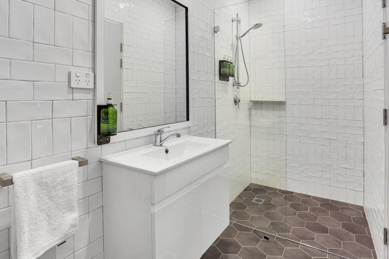 Bathroom 11