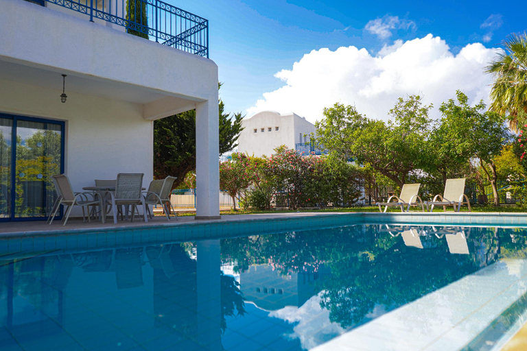 Sport & Beauty 2, Azzurro Holiday Villas