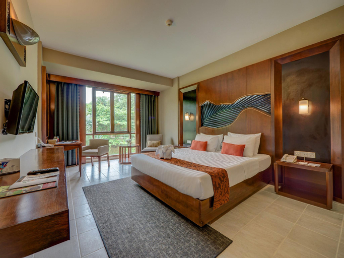 Bedroom 13