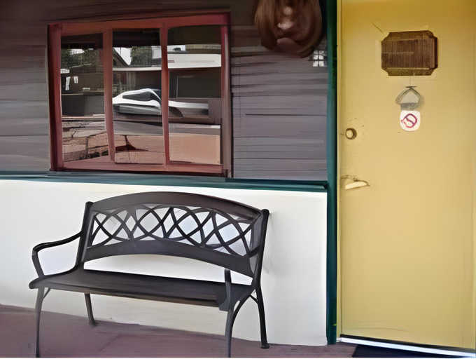 Others 3, Larian Motel, Cochise