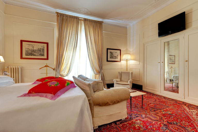 Bedroom 14