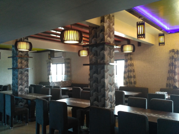 Food & Drinks 3, Hotel The Greetings, Pune