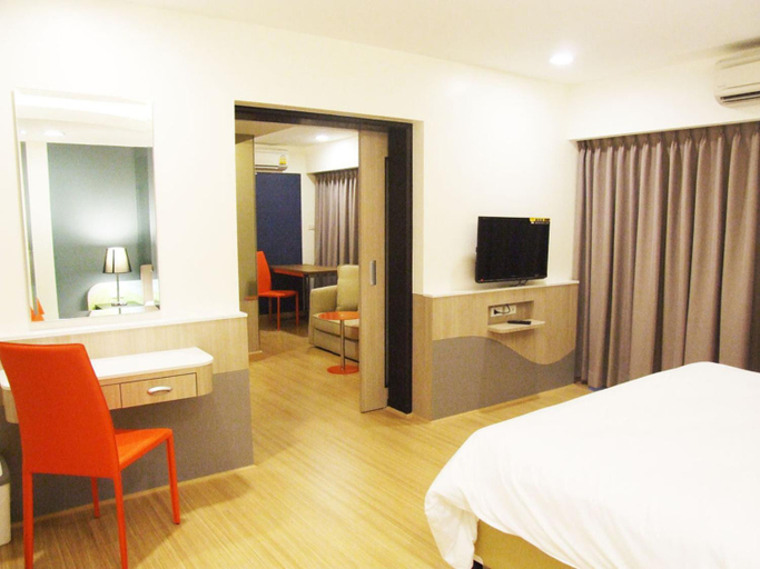Bedroom 23