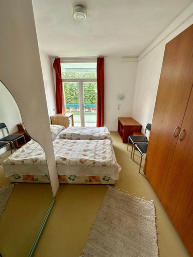 Bedroom 3, Lelle Beach Club, Fonyód