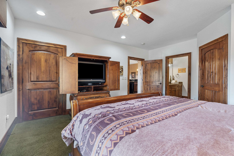 Bedroom 3, The Bunkhouse at Rock Canyon, Taney