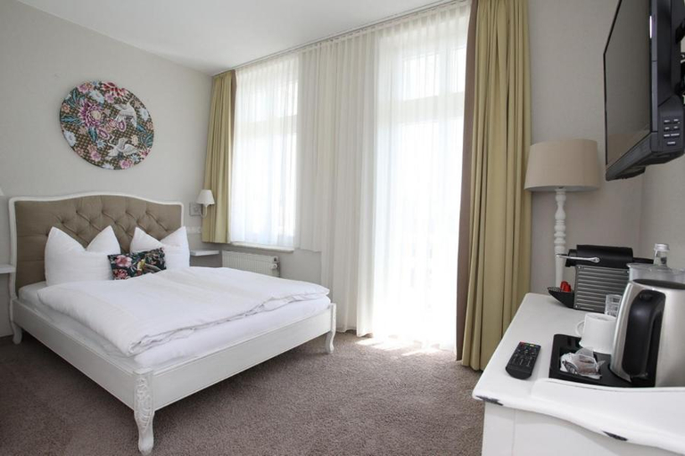 Bedroom 2, Hotel Villa Waldfrieden, Vorpommern-Rügen