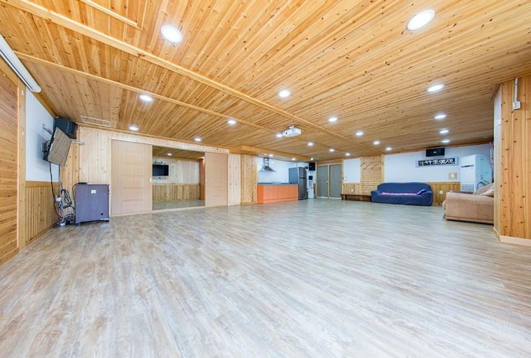Others 2, Daecheon Log Sky Garden Pension, Boryeong