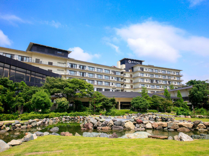 Yamashiro Onsen Miyabi no Yado Kaga Hyakumangoku, Kaga