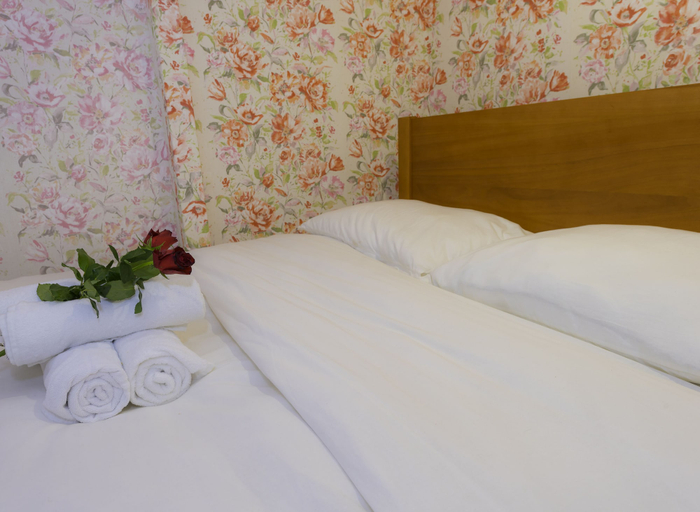 Bedroom 3, SwissLisbon Guest House - Hostel, Lisbon