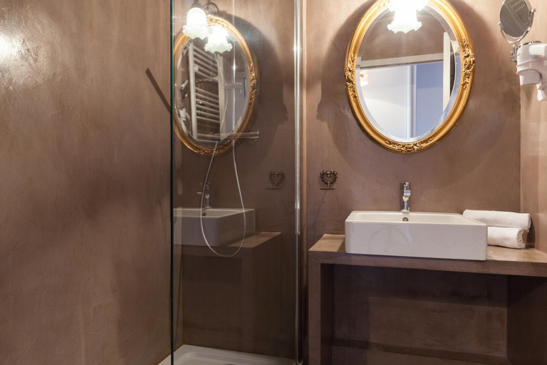 Bathroom 4, Le Verger des Châteaux, The Originals Relais, Bas-Rhin