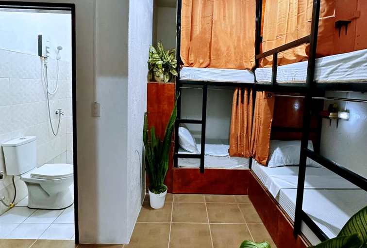 Bathroom 3, Moana Beach House, Moalboal
