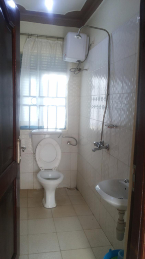 Bathroom 7