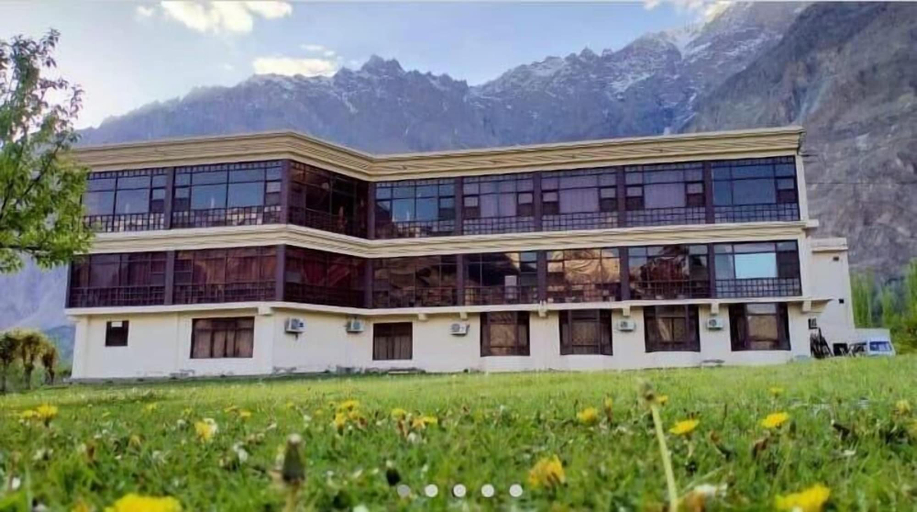 Exterior & Views 2, Hunza Darbar Hotel, Northern Areas