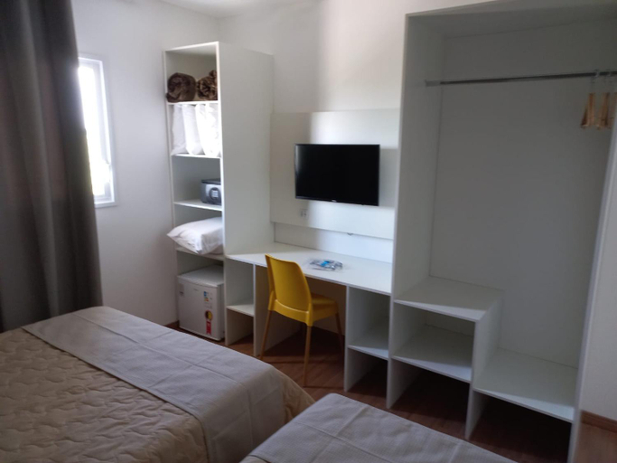 Bedroom 2, Vincenzo Hotel, São Vicente de Minas