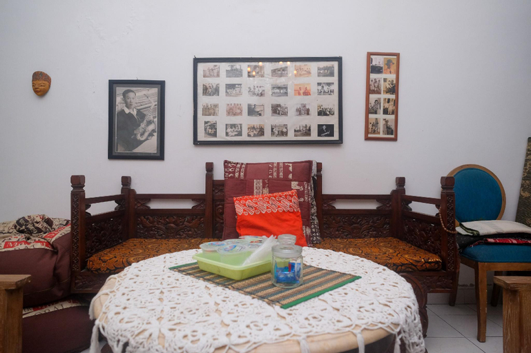 Bedroom 2, RedDoorz @ Griya Cemara Homestay Yogyakarta, Sleman